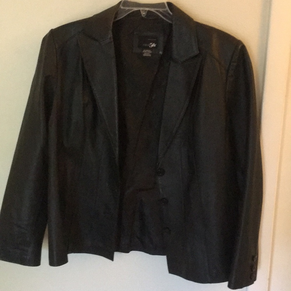 XL men’s leather jacket